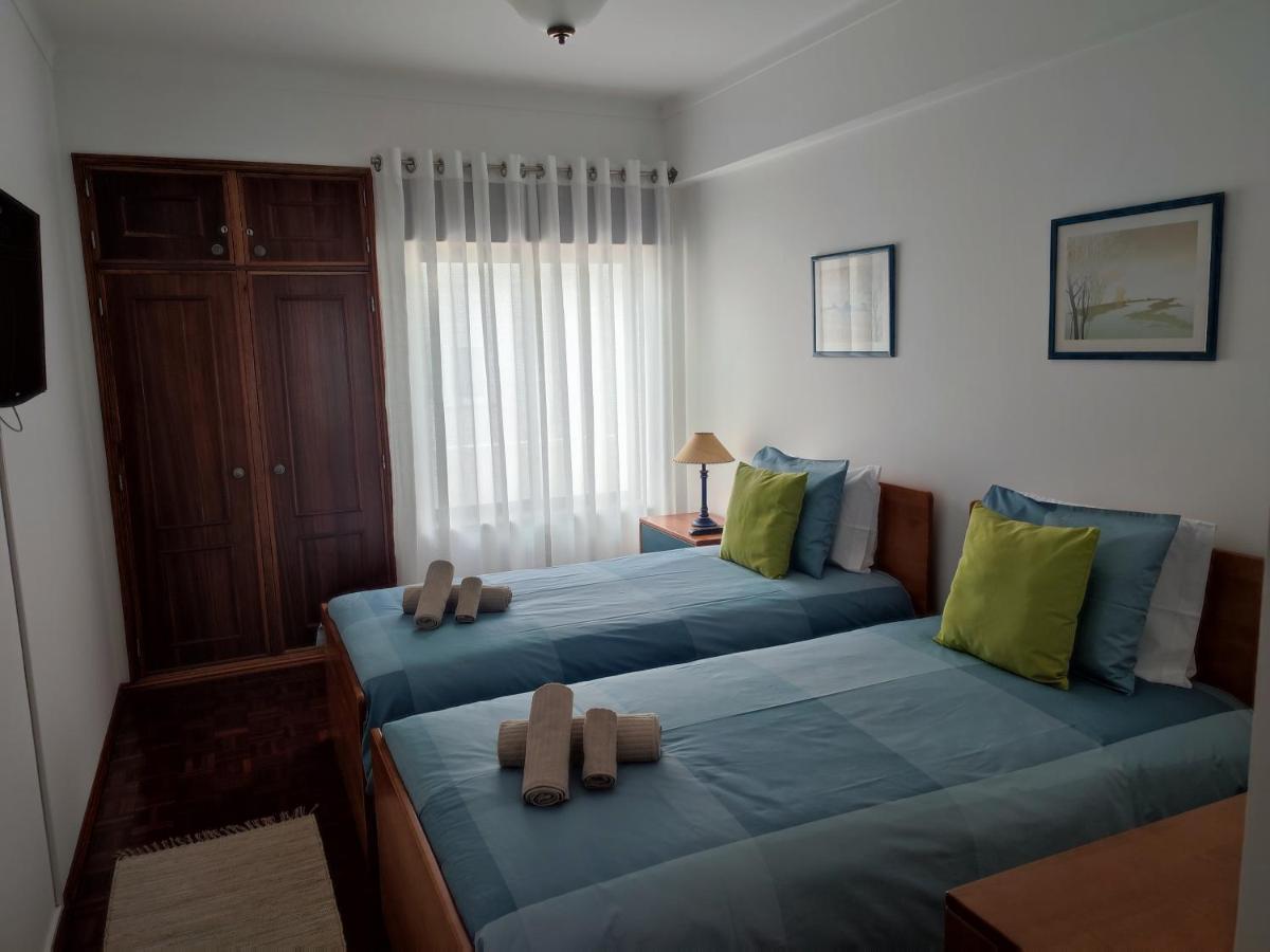Blue Boat House - The Atlantic Breeze Apartment Назаре Екстериор снимка