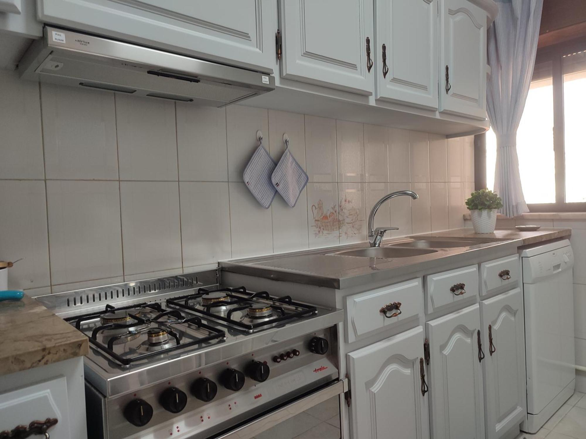 Blue Boat House - The Atlantic Breeze Apartment Назаре Екстериор снимка
